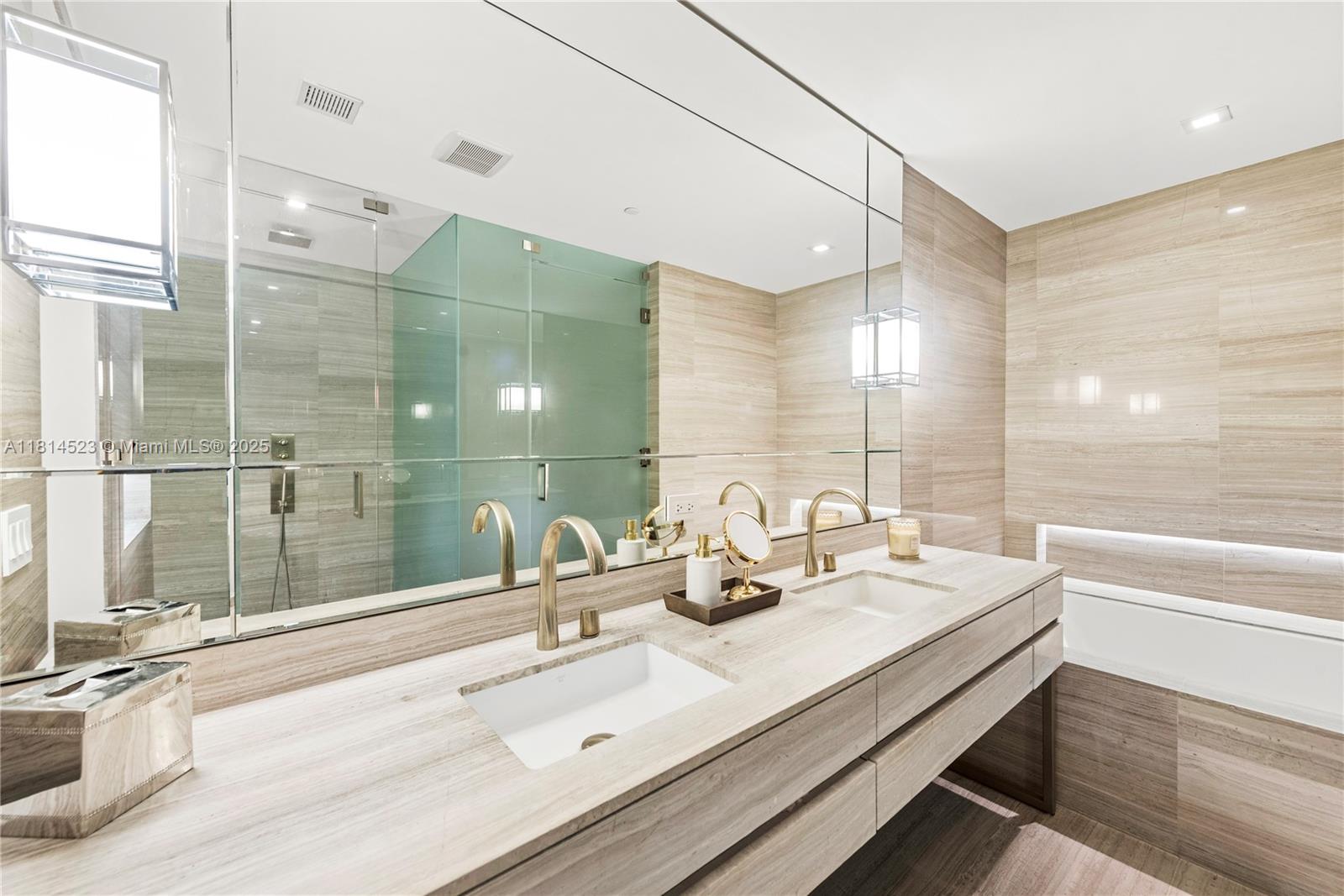 18975 Collins Ave #1203, Sunny Isles Beach, Florida image 12