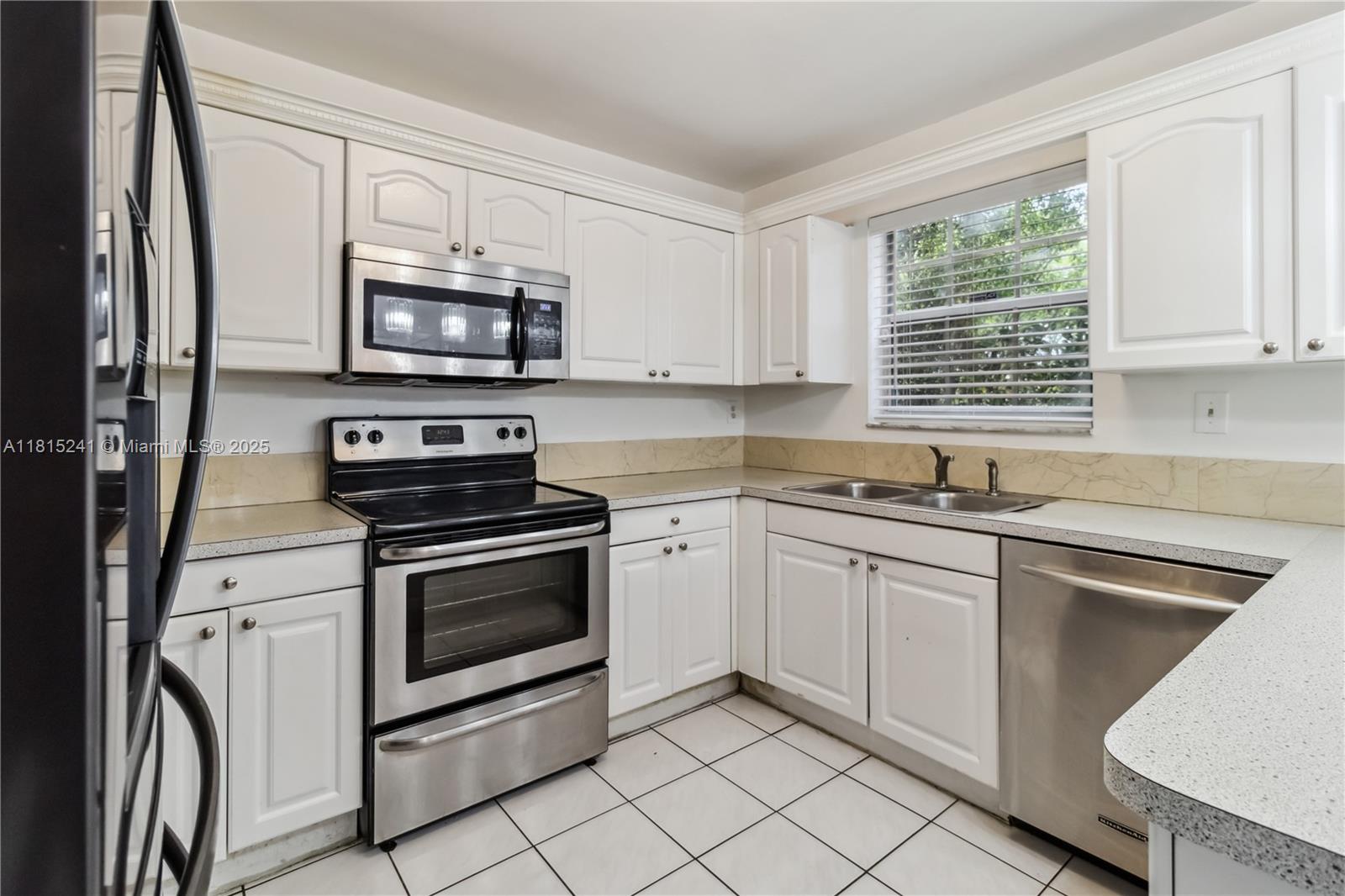Residential, Cooper City, Florida image 12