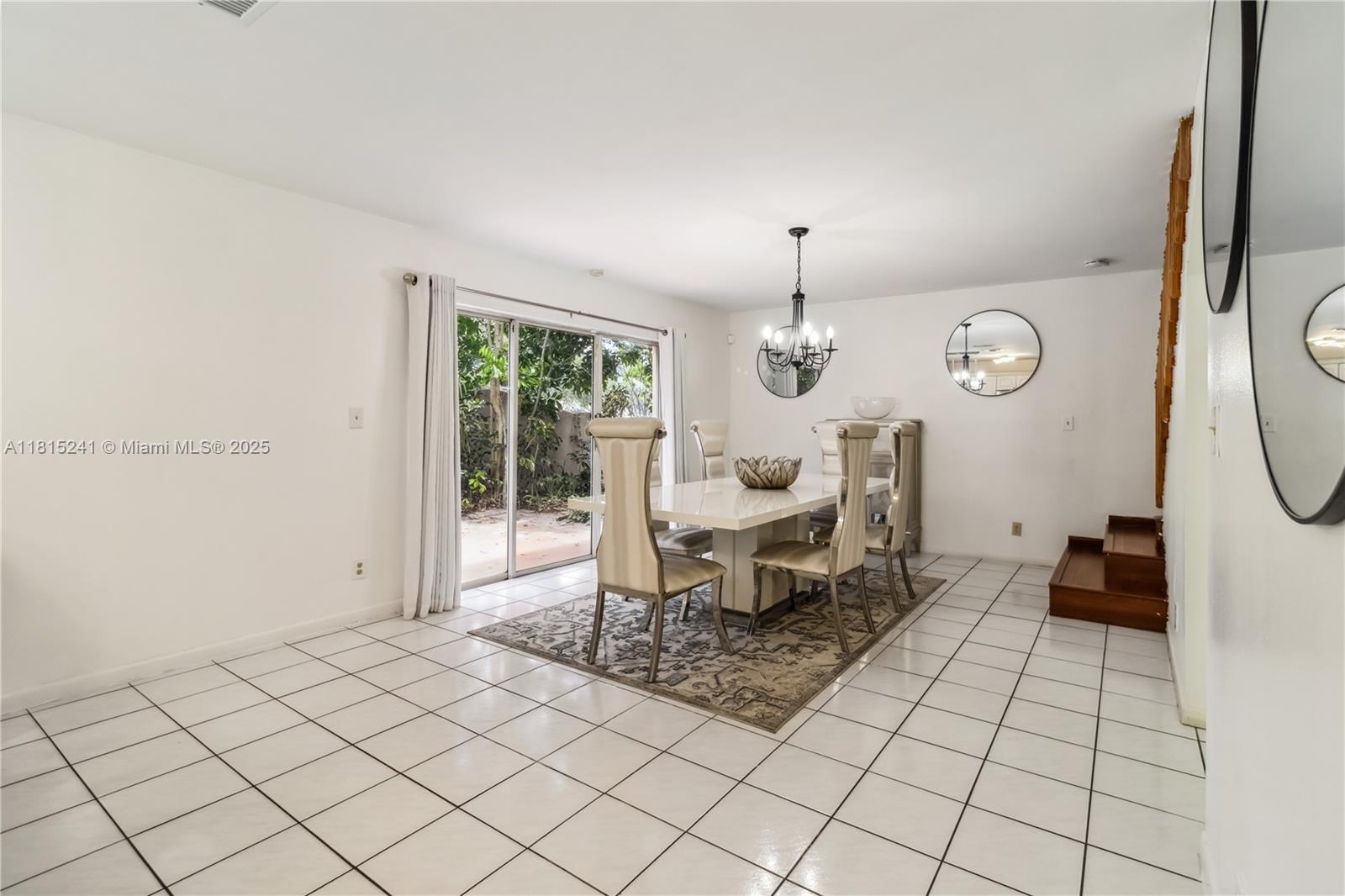 Residential, Cooper City, Florida image 15