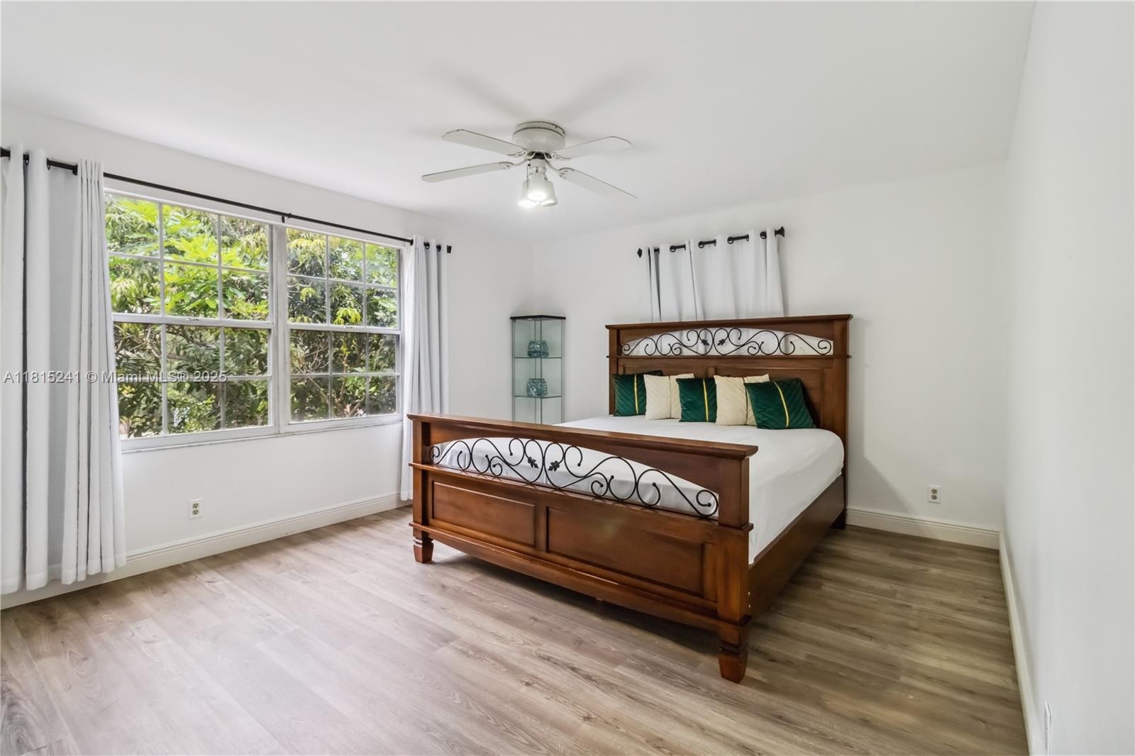 Residential, Cooper City, Florida image 24