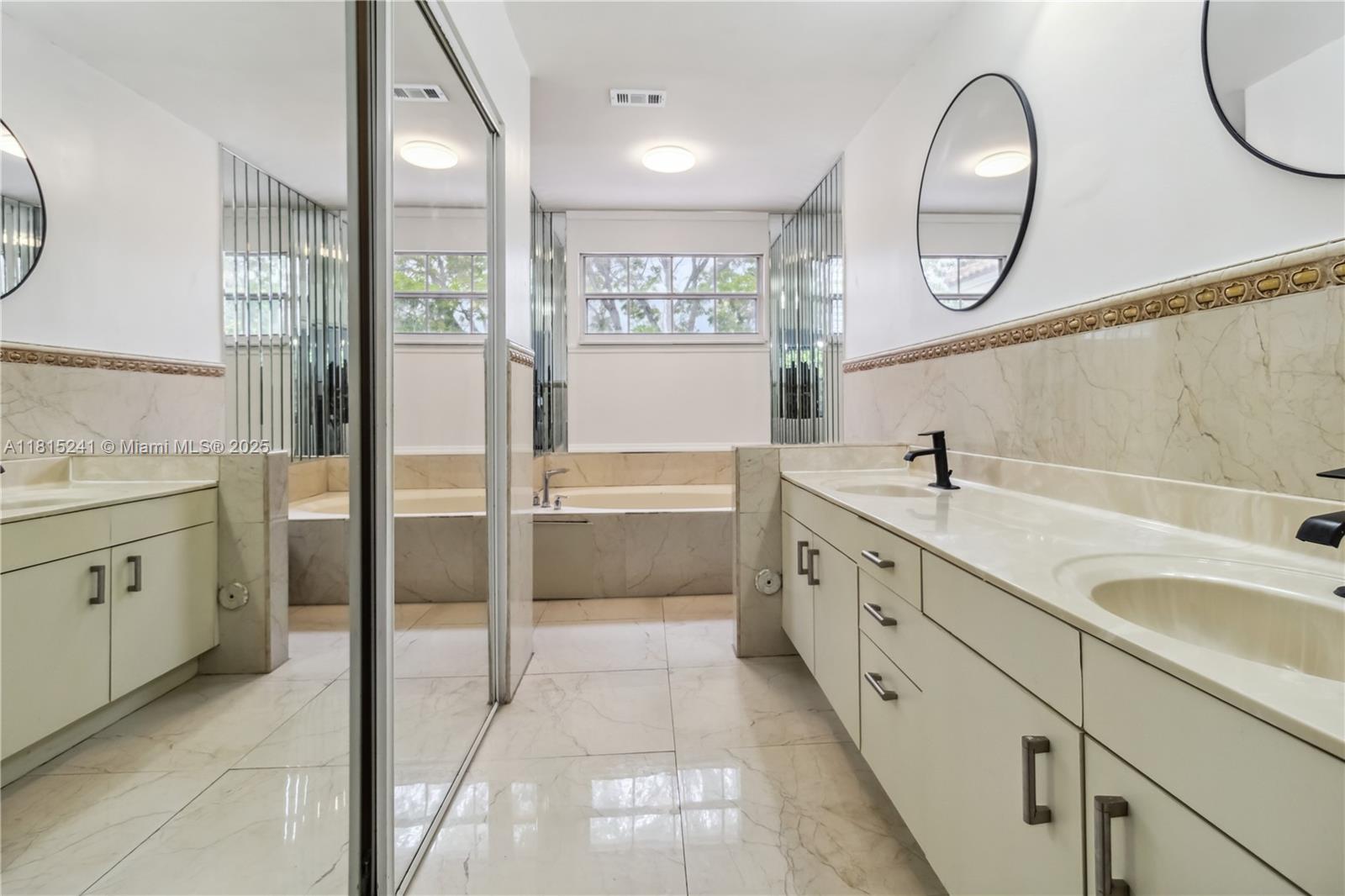 Residential, Cooper City, Florida image 29