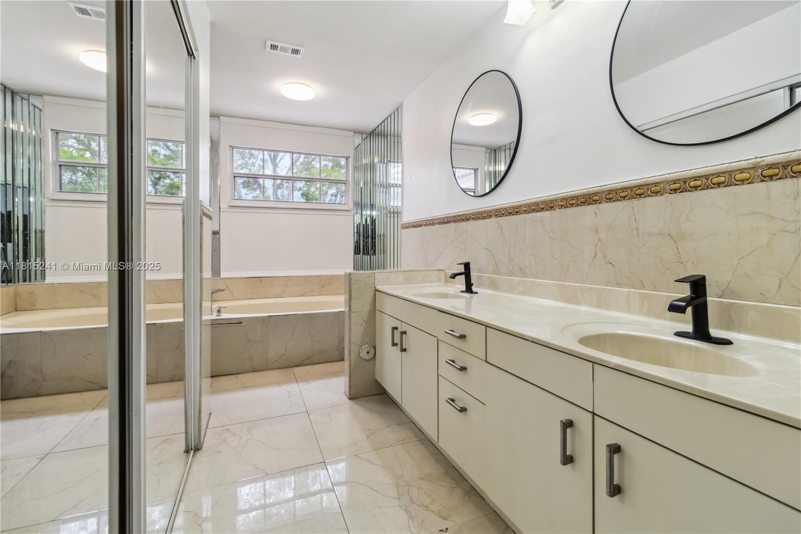 Residential, Cooper City, Florida image 30