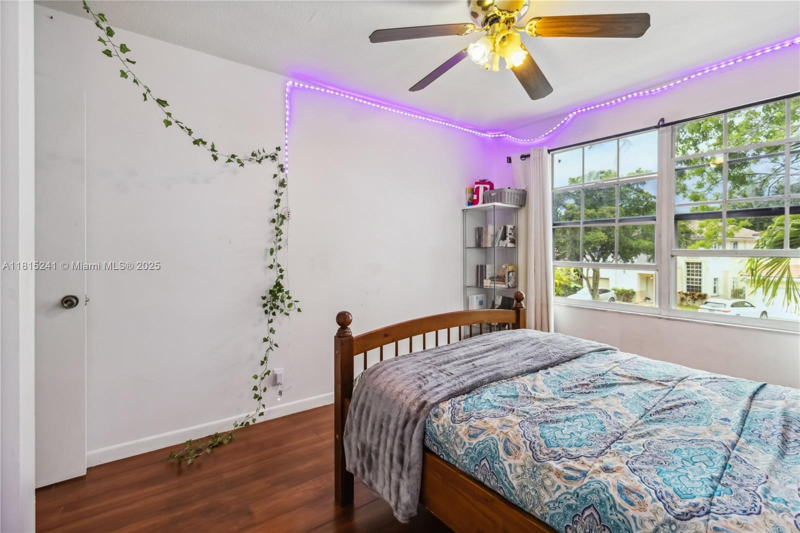 Residential, Cooper City, Florida image 39