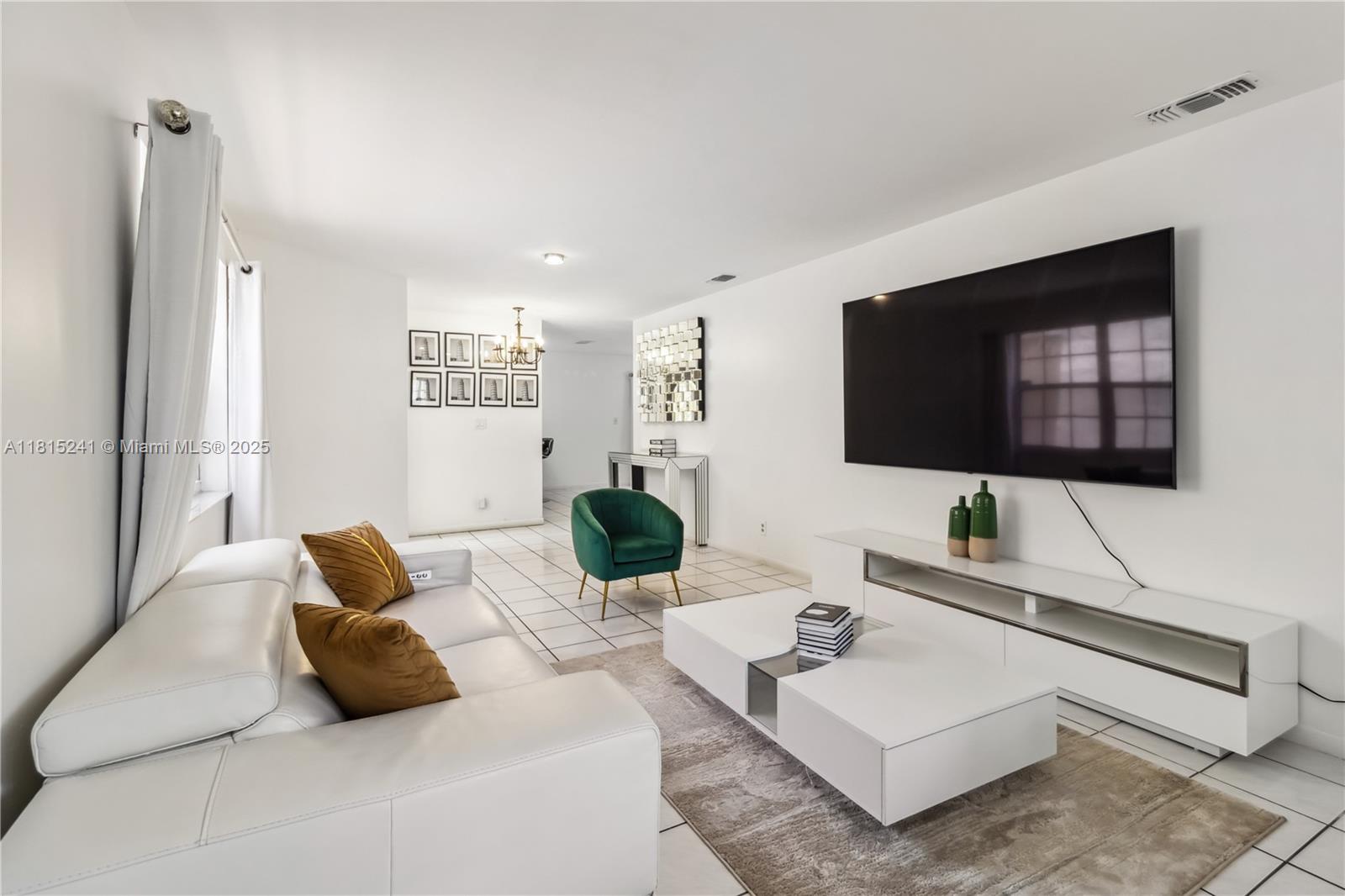 Residential, Cooper City, Florida image 6