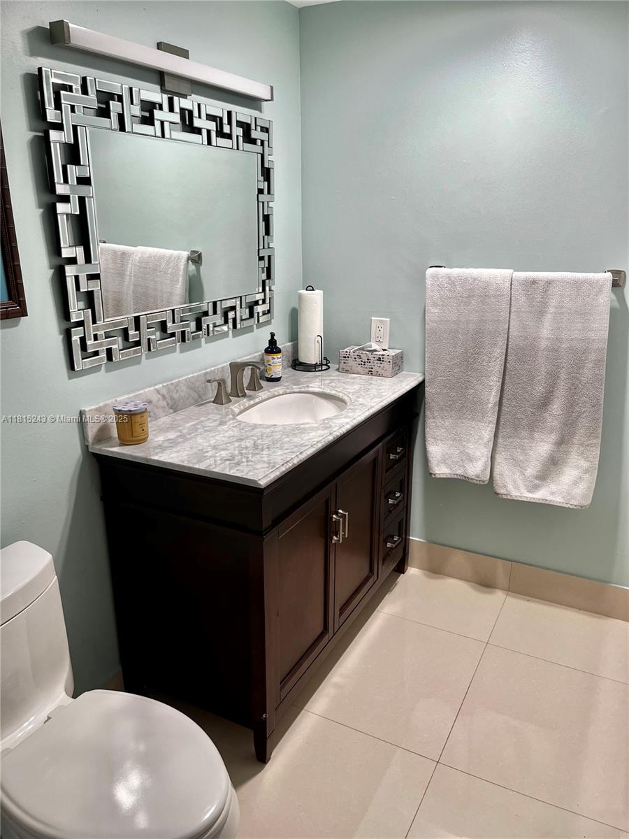 4001 Hillcrest Dr #1014, Hollywood, Florida image 16