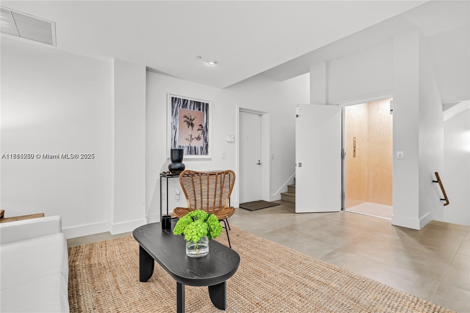 Property photo # 8