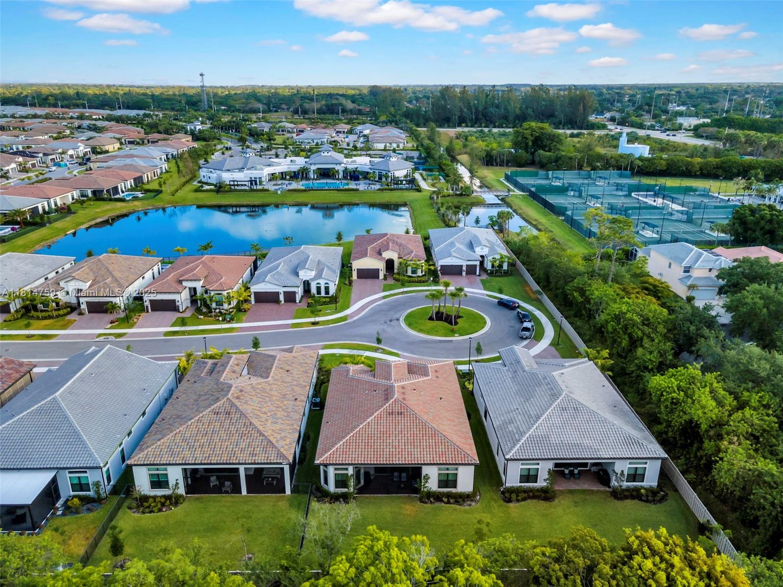 7807 Rowan Ter, Parkland, Florida image 32