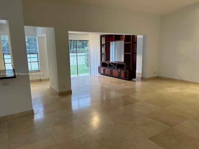 Residential, Aventura, Florida image 4