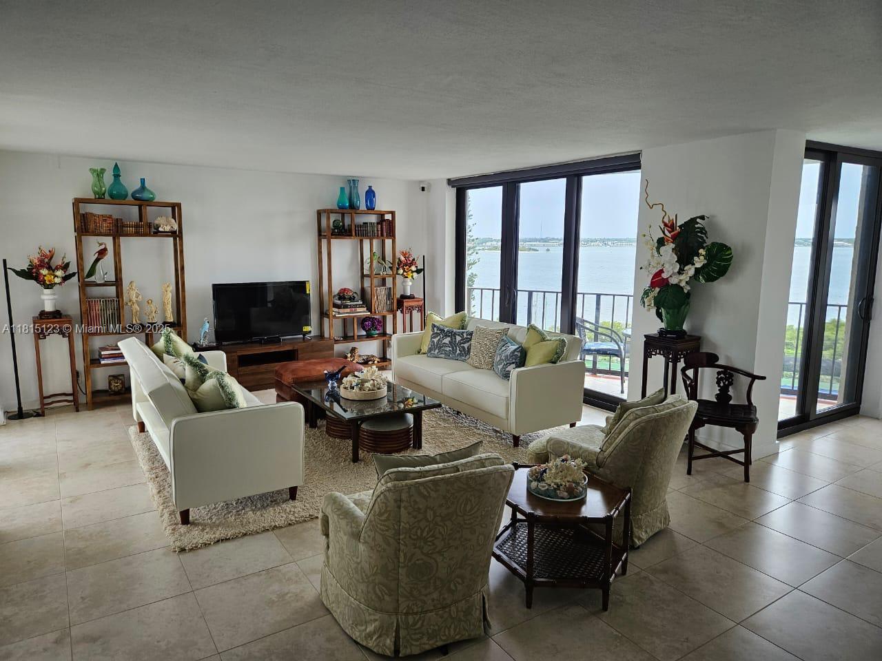 Property photo # 6