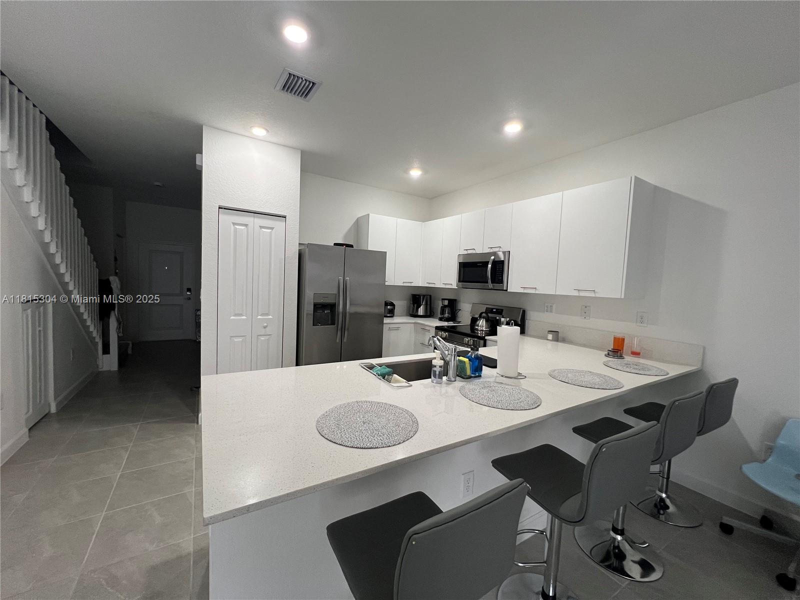 Residential, Miami Gardens, Florida image 19