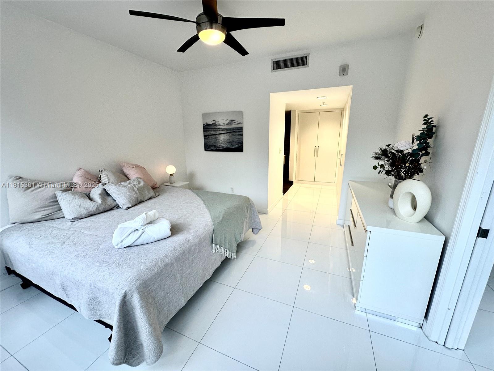 2155 Washington Ct #110, Miami Beach, Florida image 1