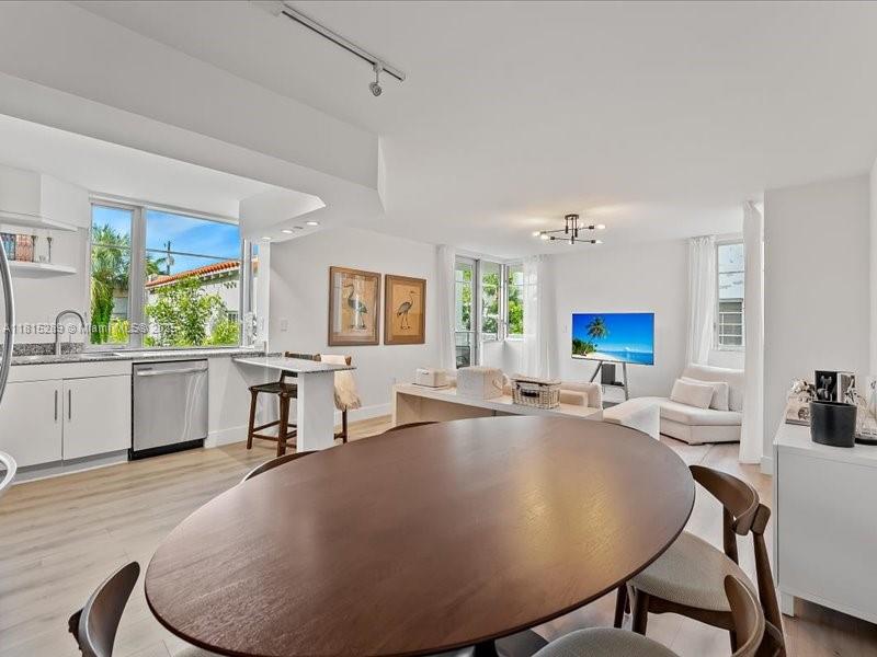 1532 Drexel Ave #204, Miami Beach, Florida image 2
