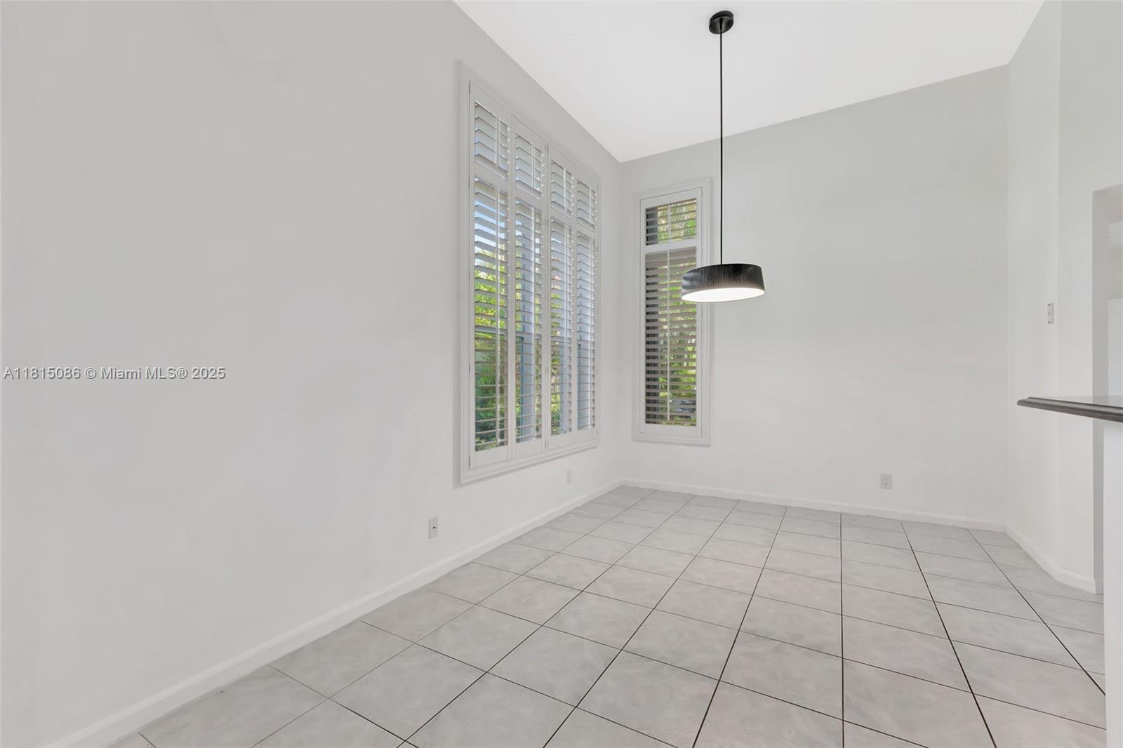 2539 Bay Pointe Dr, Weston, Florida image 17