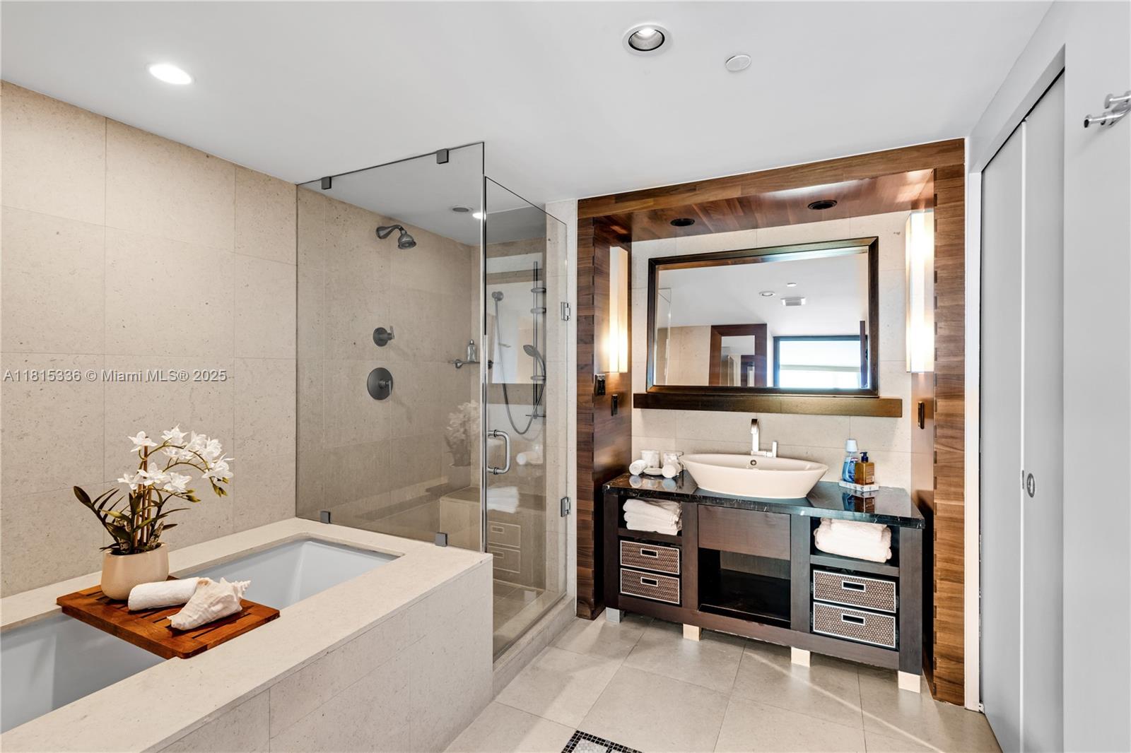 6801 Collins Ave #417 404 DEED, Miami Beach, Florida image 13