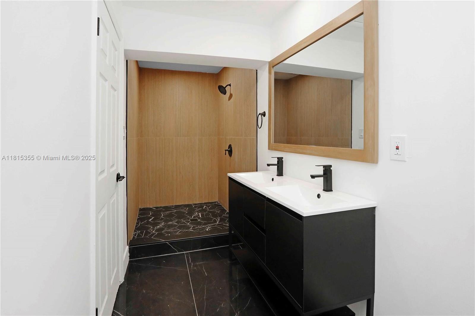 610 NW 38th Ct, Deerfield Beach, Florida image 14
