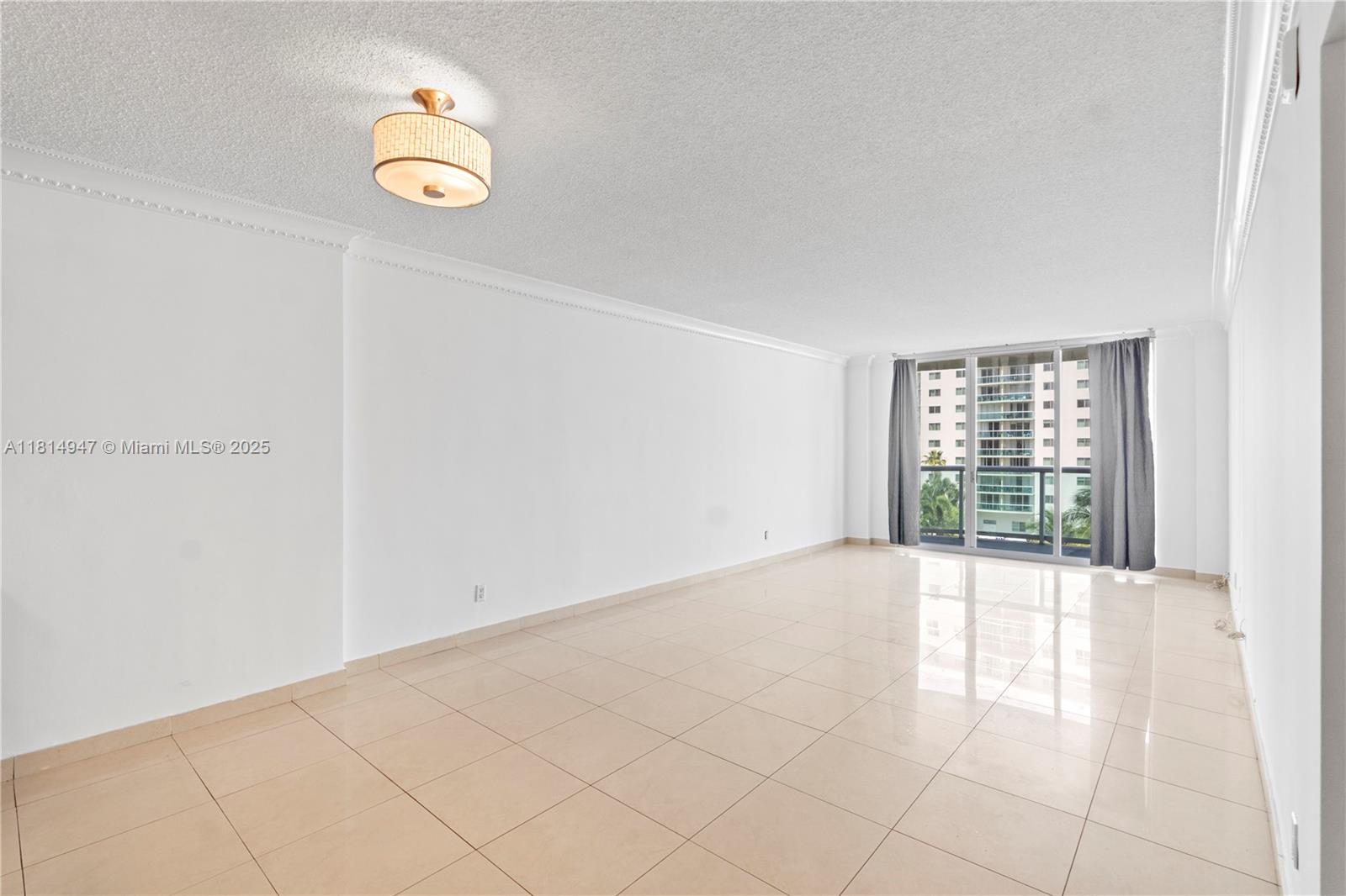 19390 Collins Ave #502, Sunny Isles Beach, Florida image 13