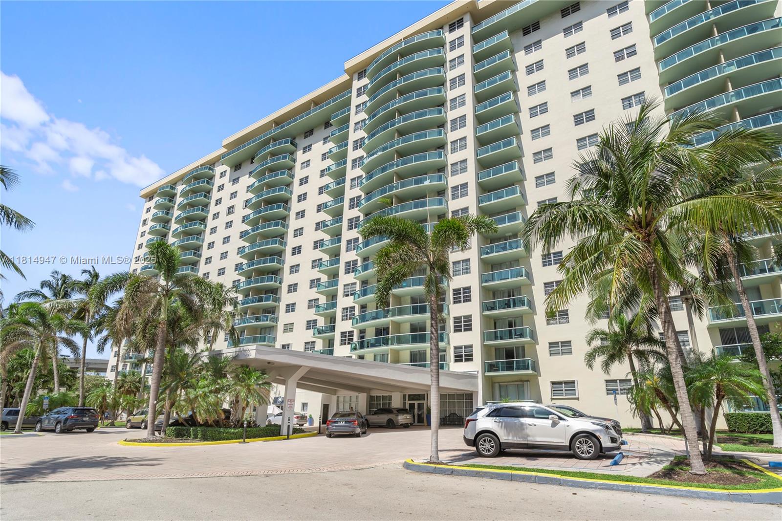 19390 Collins Ave #502, Sunny Isles Beach, Florida image 2