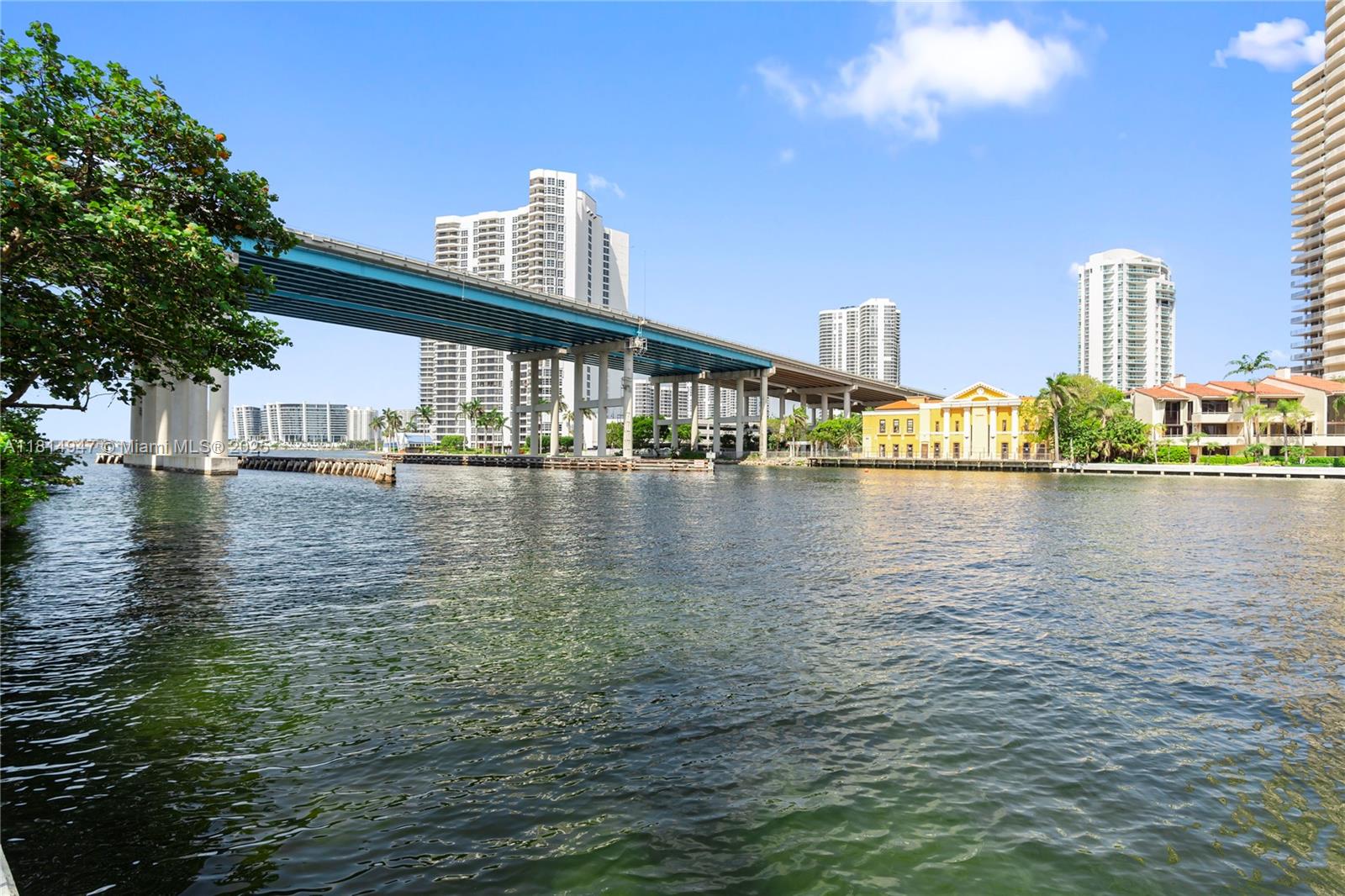19390 Collins Ave #502, Sunny Isles Beach, Florida image 28