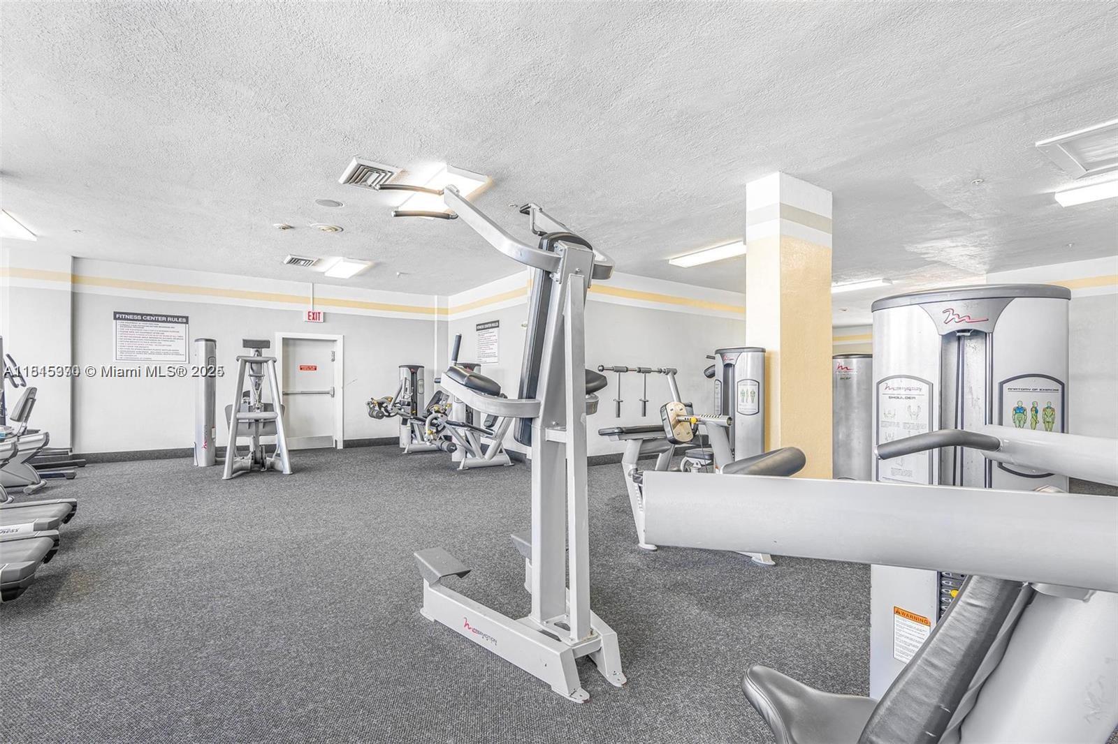 400 Kings Point Dr #831, Sunny Isles Beach, Florida image 18