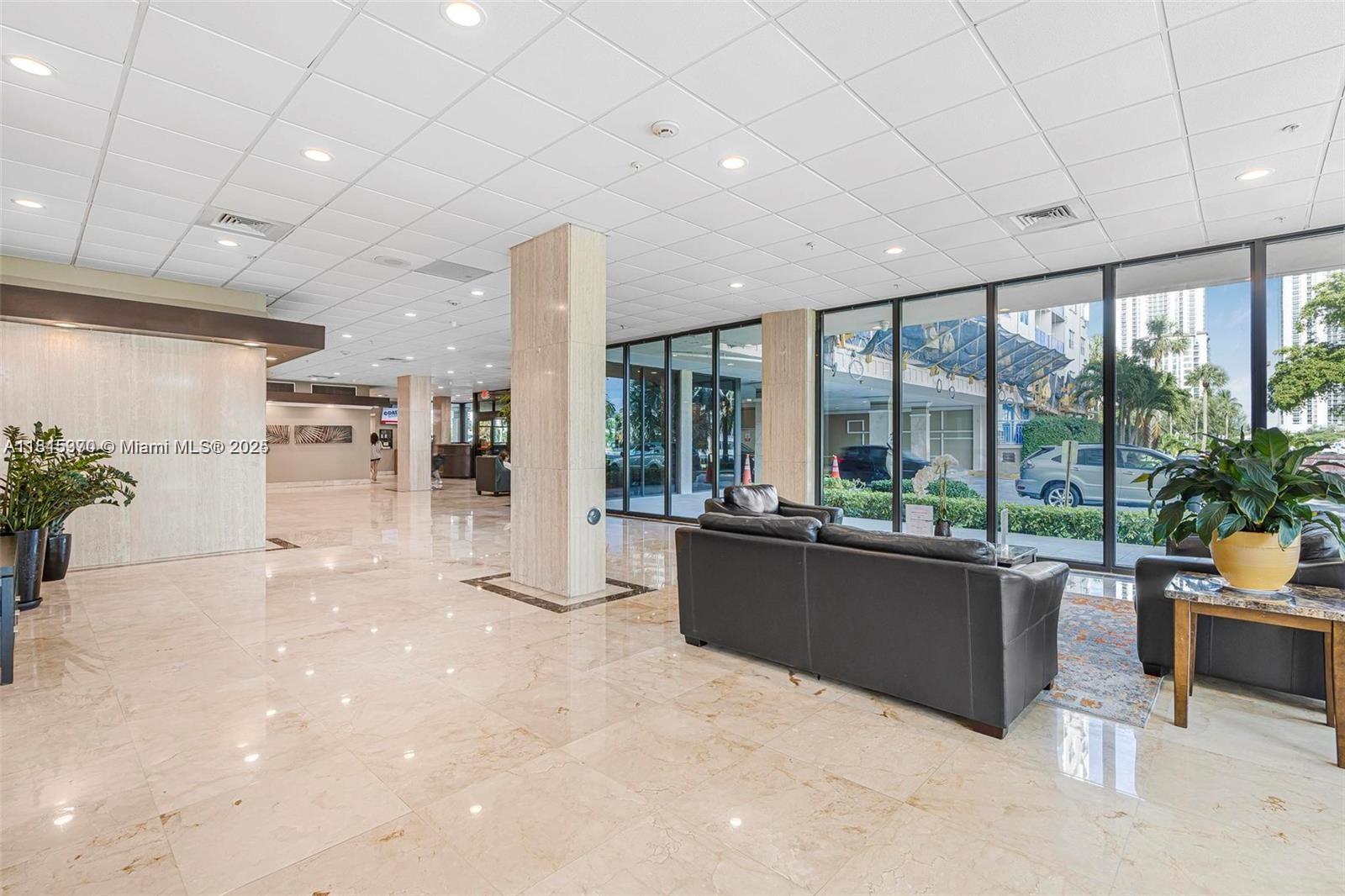 400 Kings Point Dr #831, Sunny Isles Beach, Florida image 4