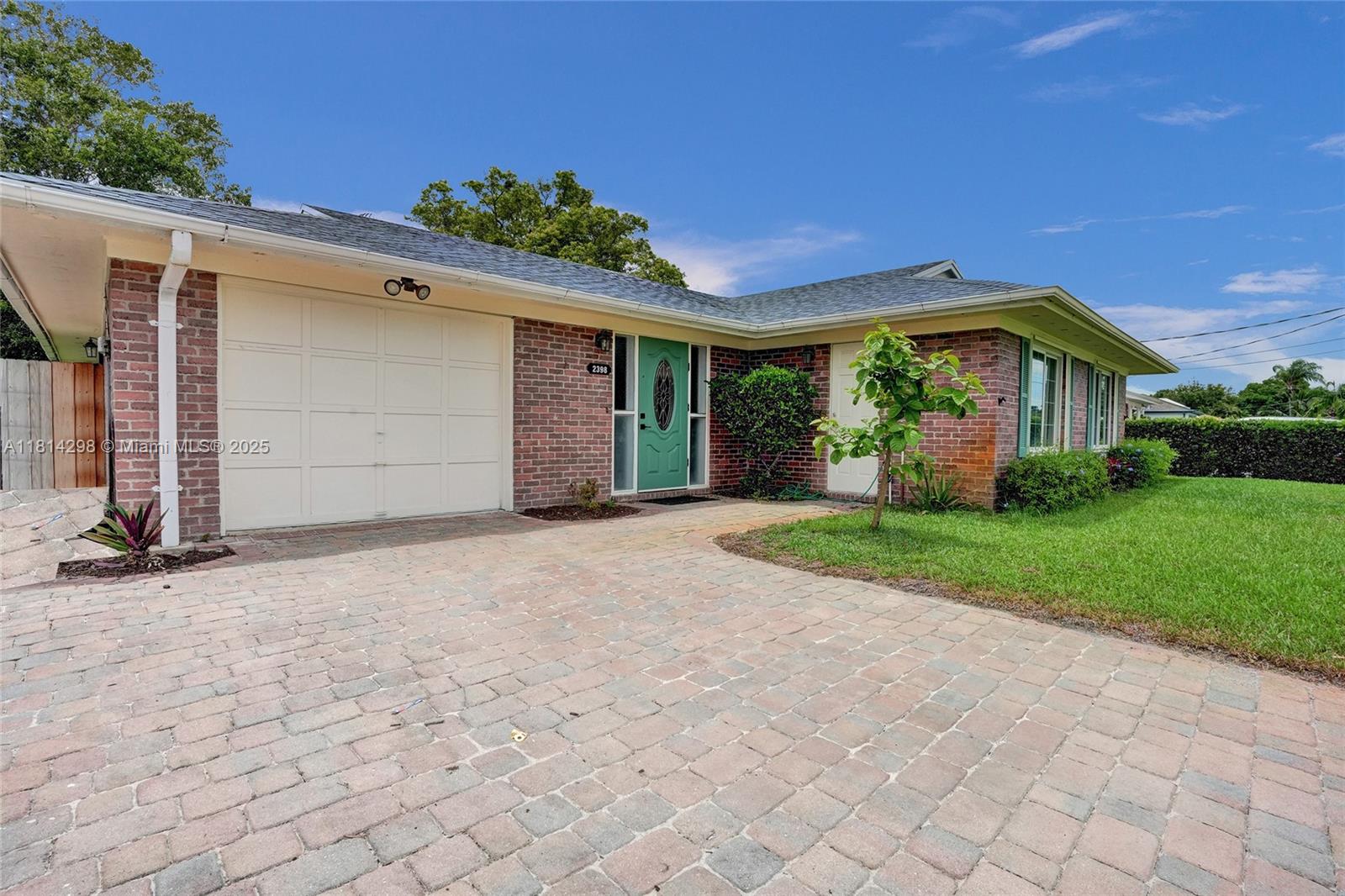 2398 SE Bordeaux Ct, Port St. Lucie, Florida image 40