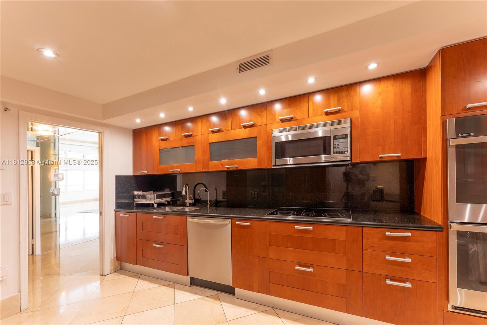 10205 Collins Ave #401, Bal Harbour, Florida image 6