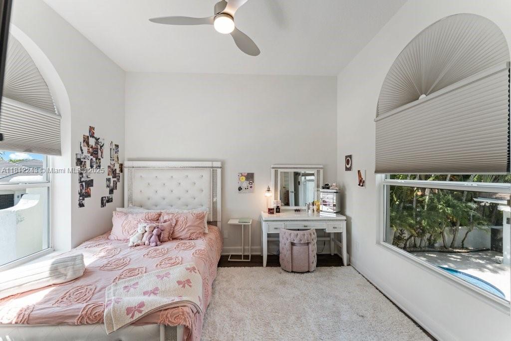 127 Swan Ave, Plantation, Florida image 34