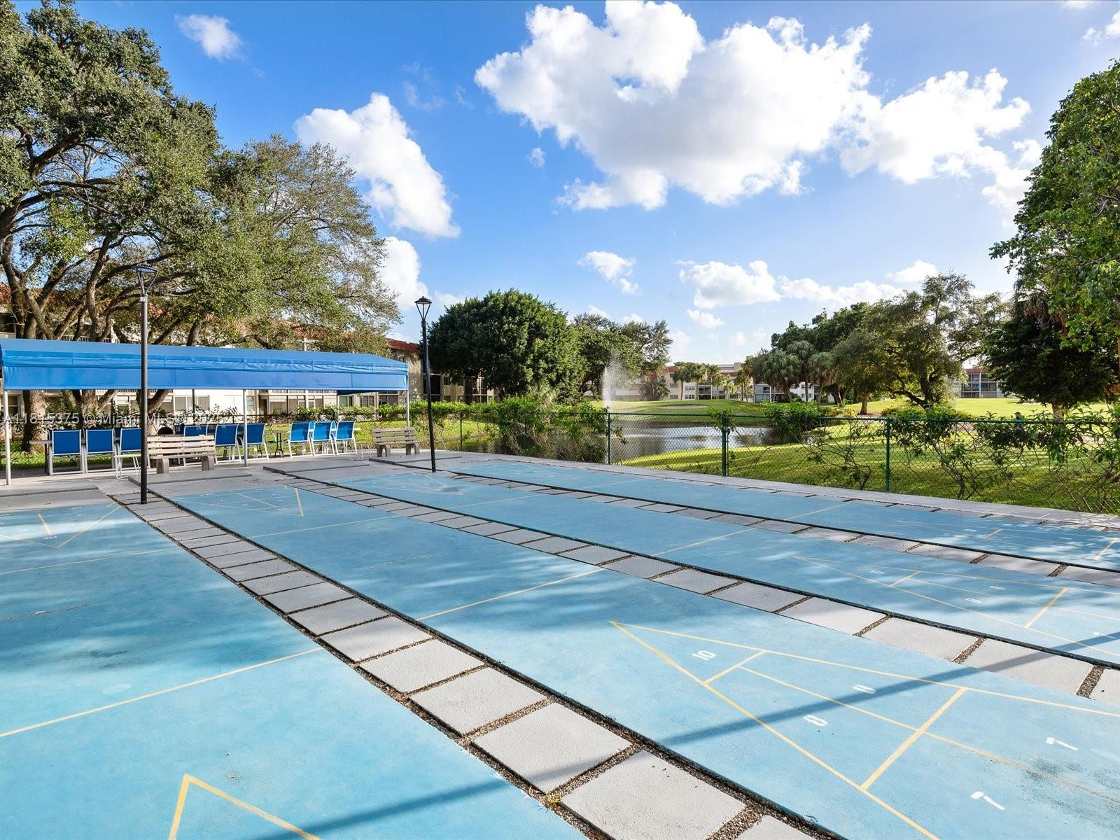 9823 S Hollybrook Lake Dr #202, Pembroke Pines, Florida image 37