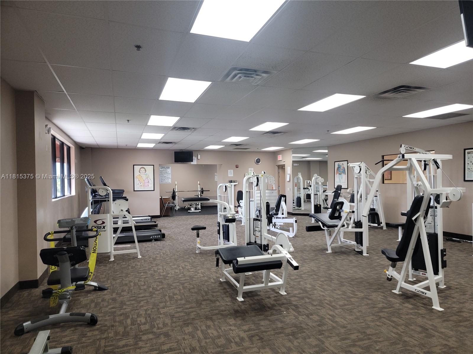 9823 S Hollybrook Lake Dr #202, Pembroke Pines, Florida image 42