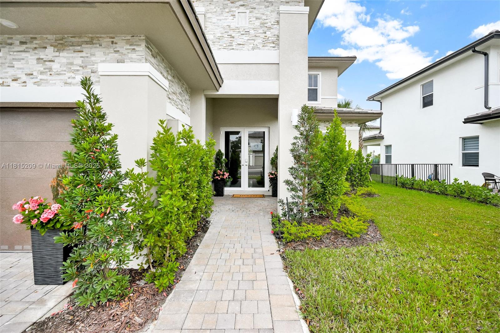 Property photo # 3