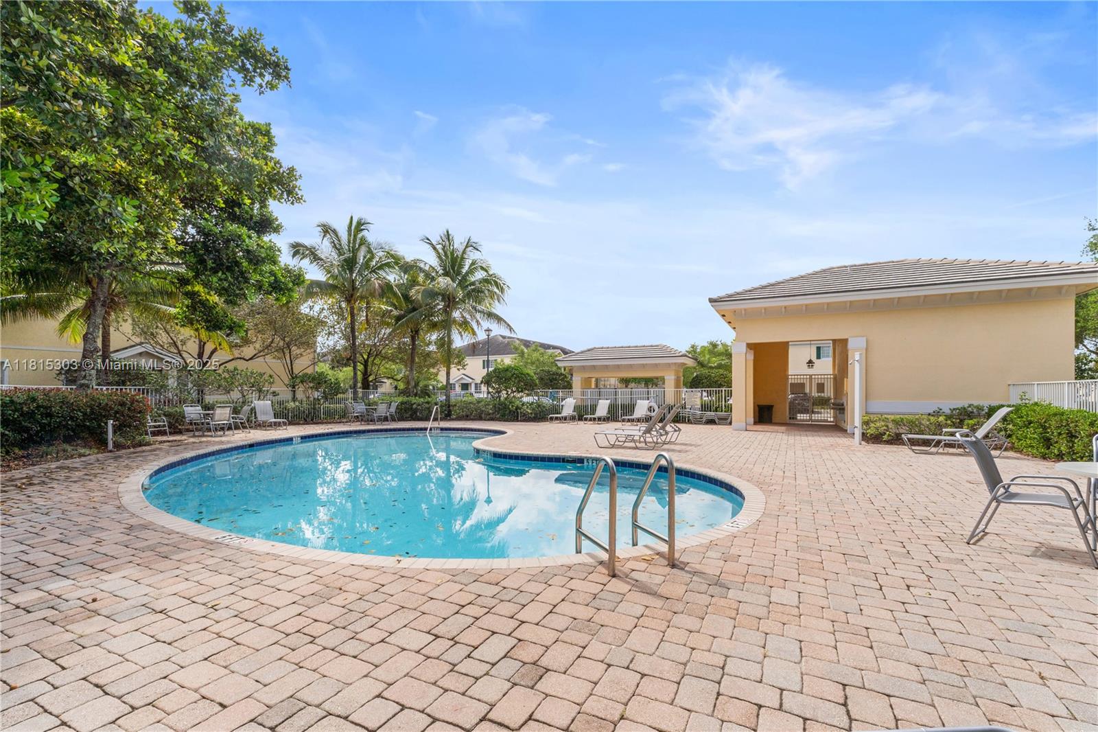 7702 Paddock Pl, Davie, Florida image 12