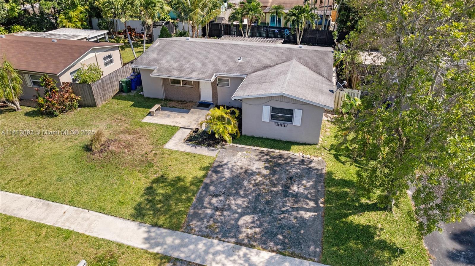 4960 SW 5th St, Margate, Florida image 8