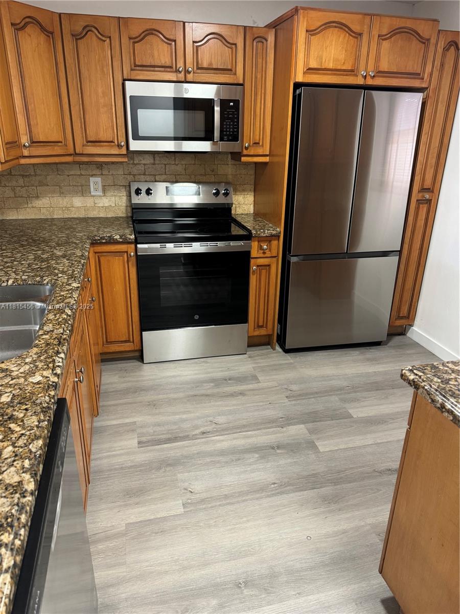Property photo # 7