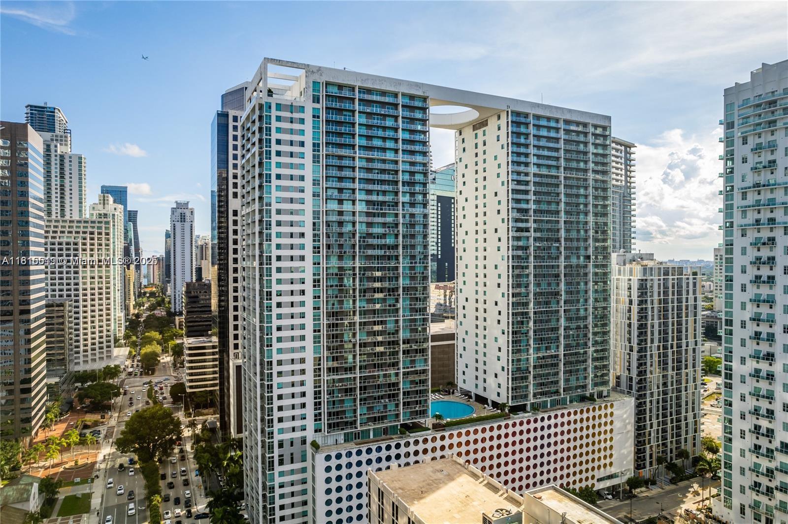 Apartamento para Alugar em Miami, FL
