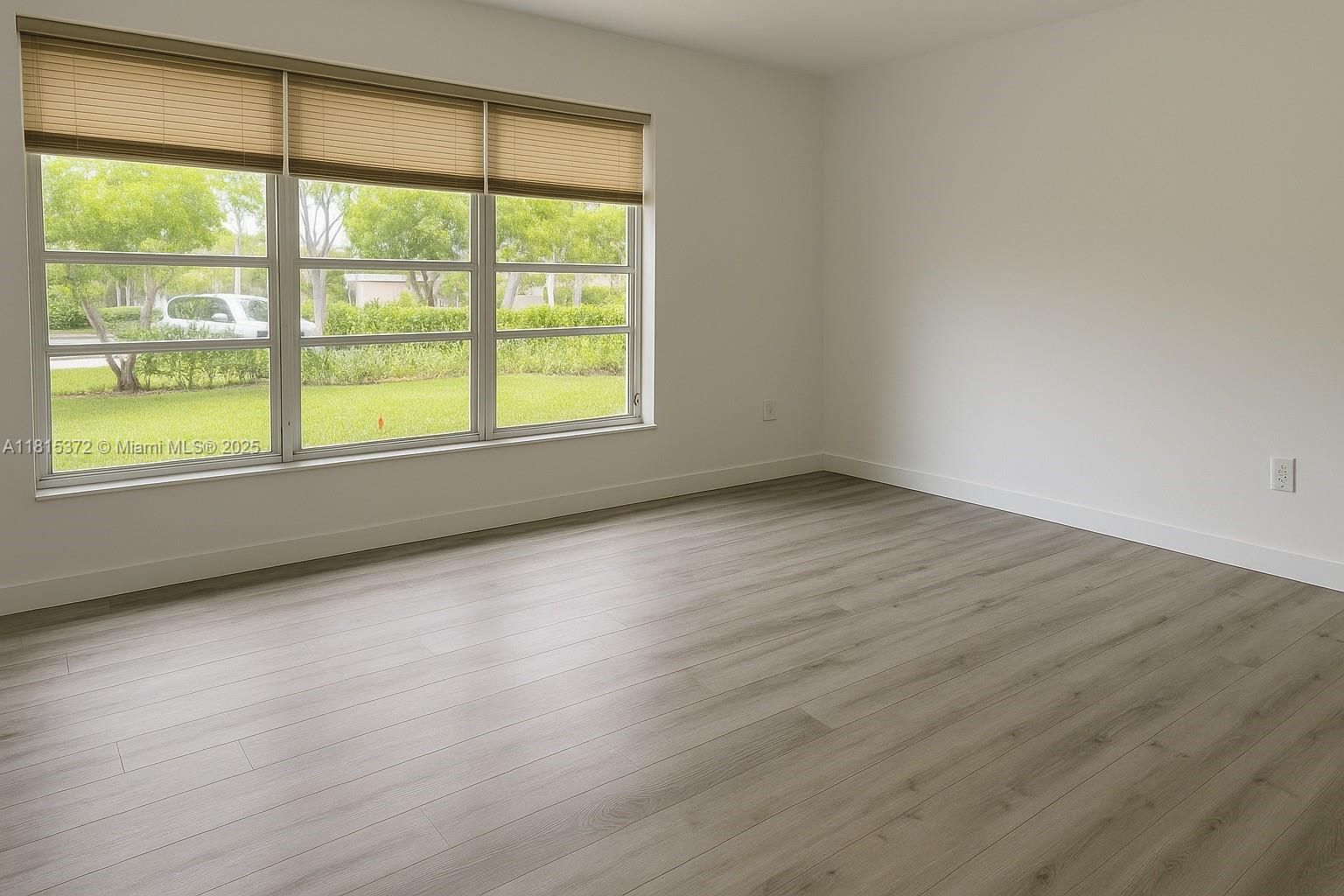 1001 SW 4th Ave, Fort Lauderdale, Florida image 11