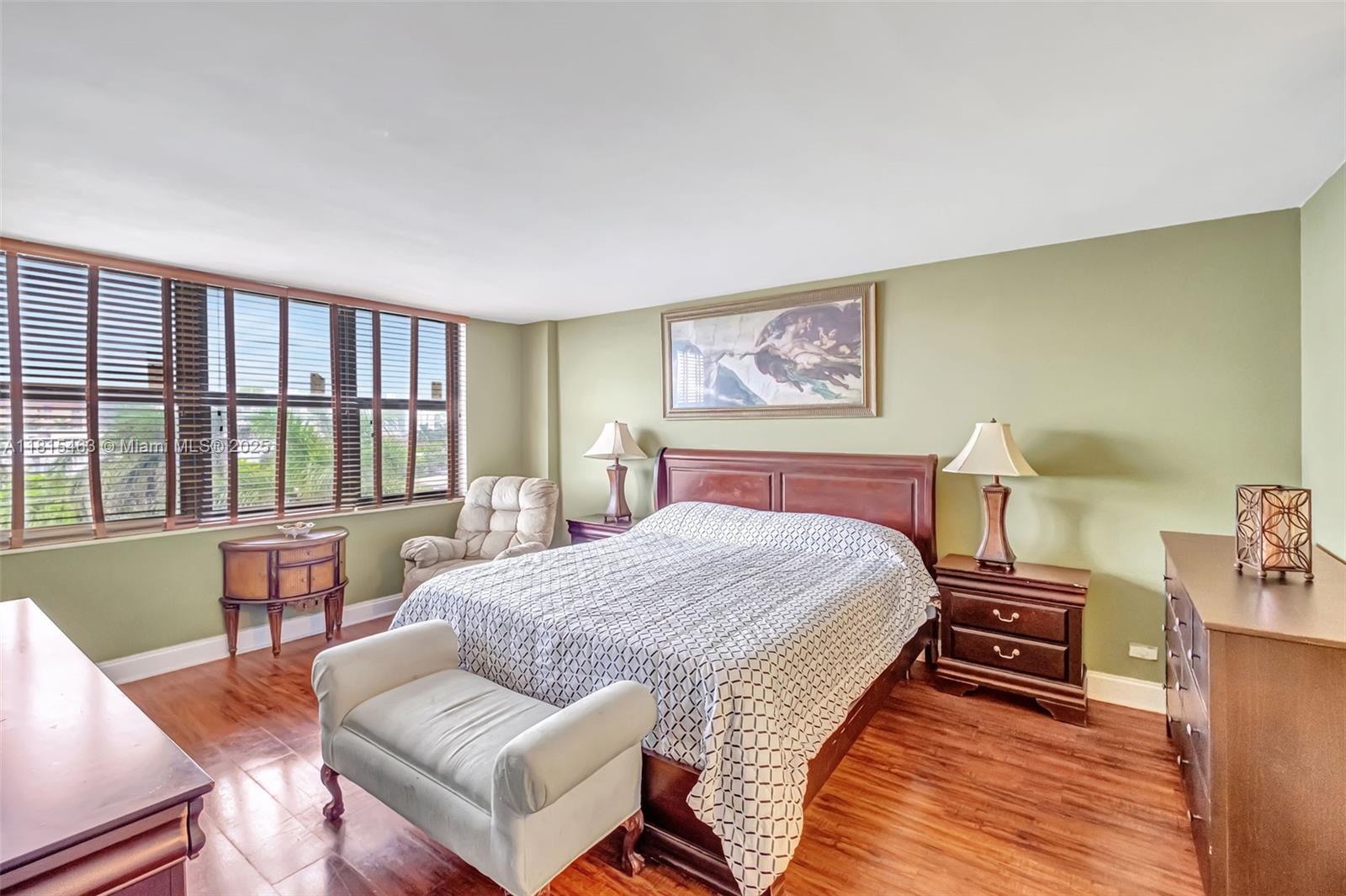 10101 E Bay Harbor Dr #502, Bay Harbor Islands, Florida image 17