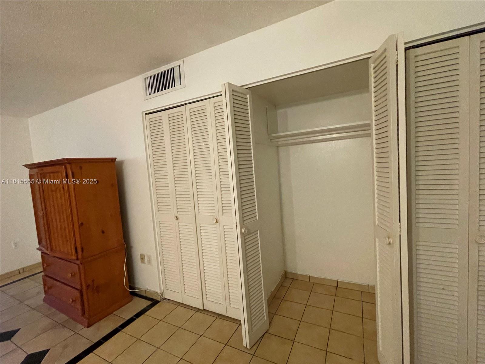 401 NE Ocean Dr #219, Miami Beach, Florida image 8