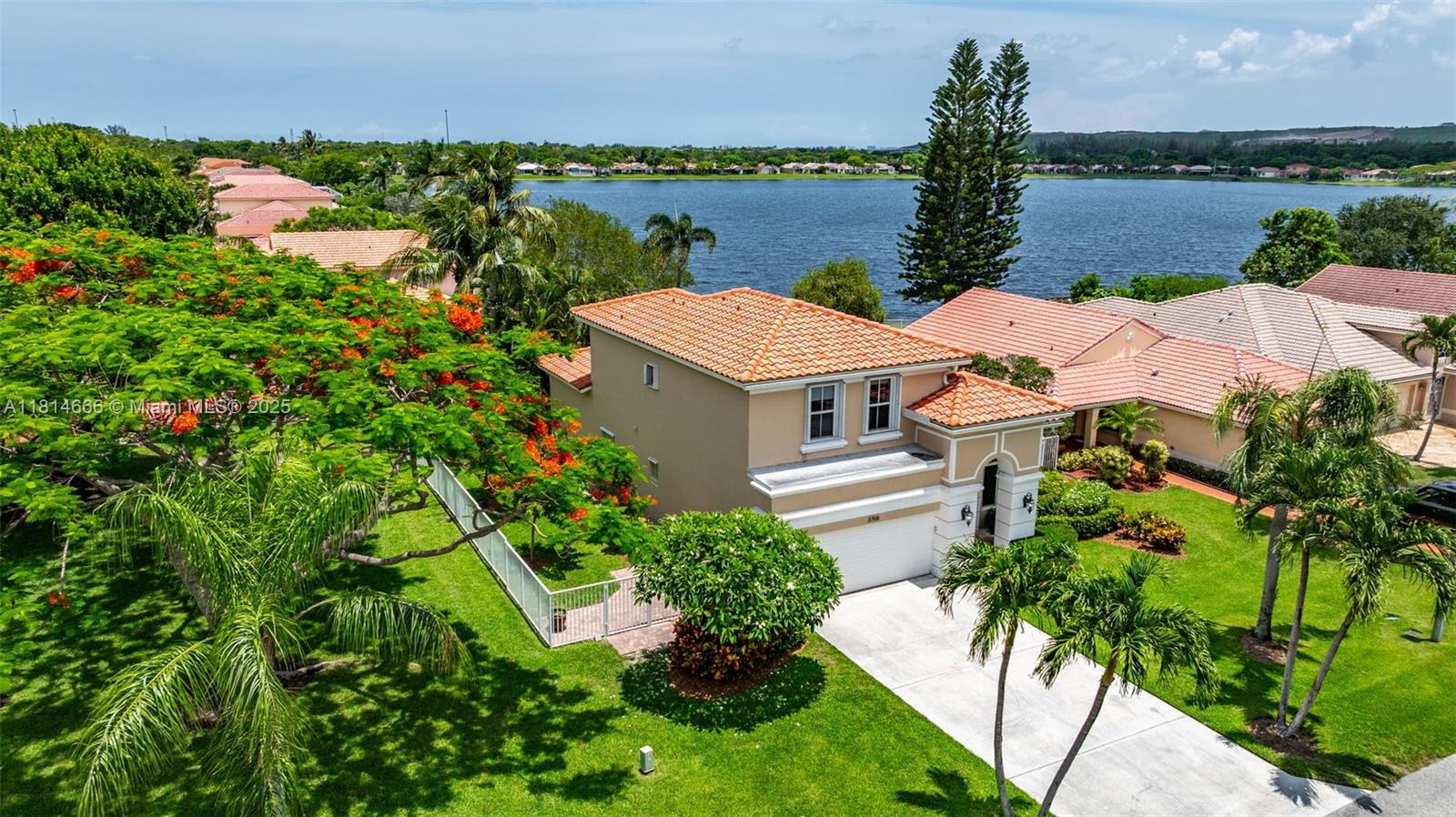 3708 Coco Lake Dr, Coconut Creek, Florida 33073