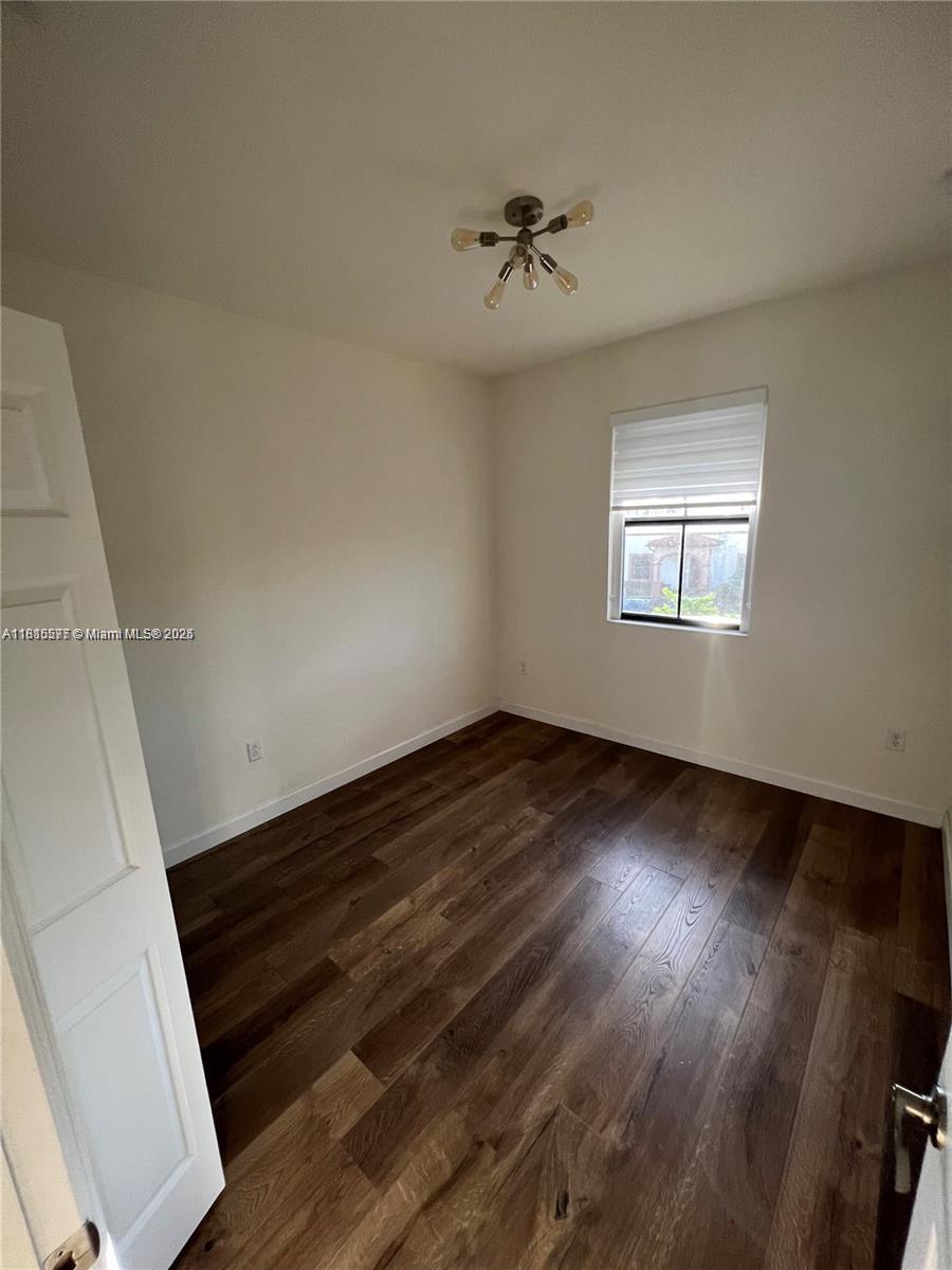 10617 W 33rd Way, Hialeah, Florida image 10