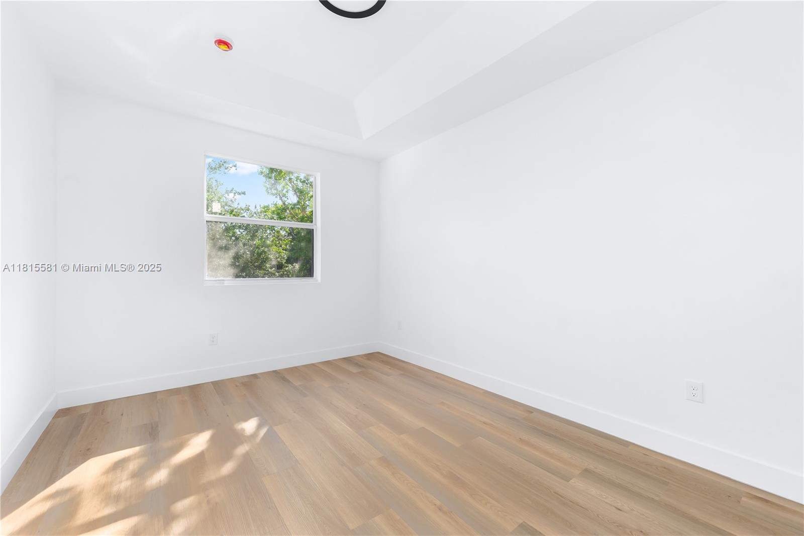 1470 SE 26th Ave, Homestead, Florida image 4