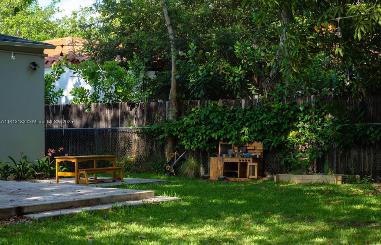 365 NE 87th St, El Portal, Florida image 39