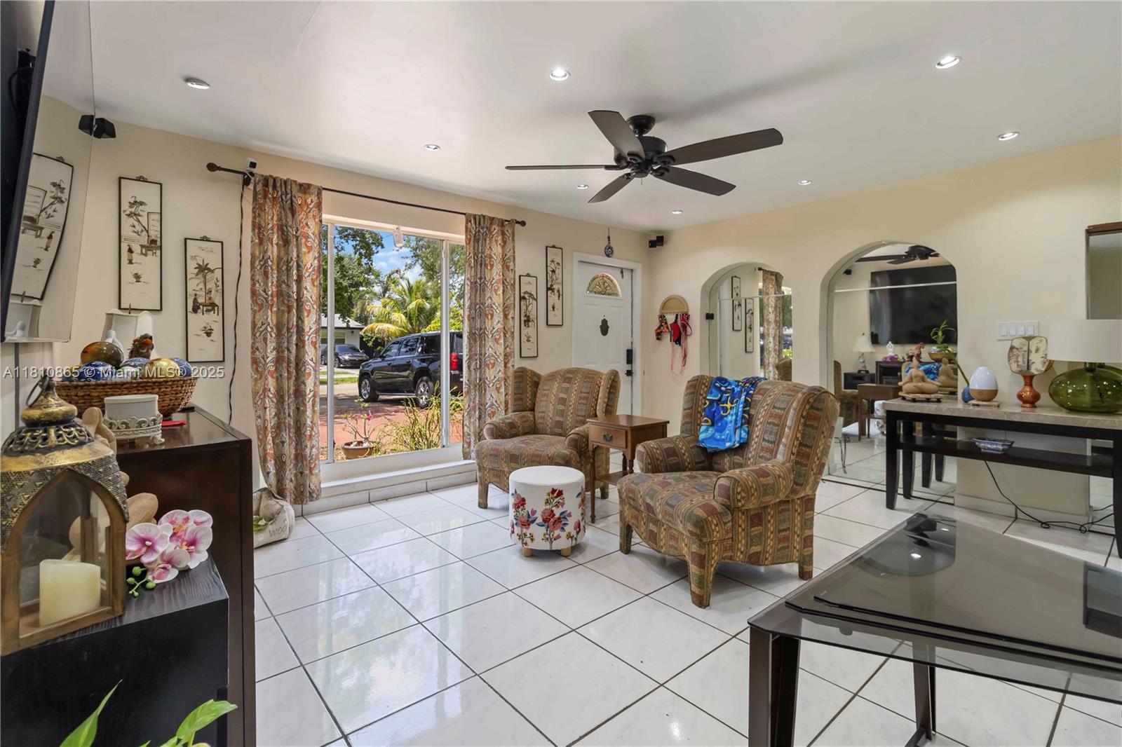 7141 Custer St, Hollywood, Florida image 6