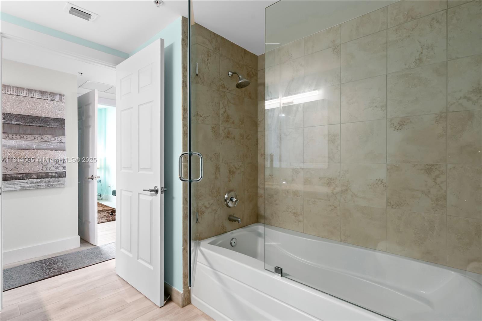 1300 Ponce De Leon Blvd #1009, Coral Gables, Florida image 16