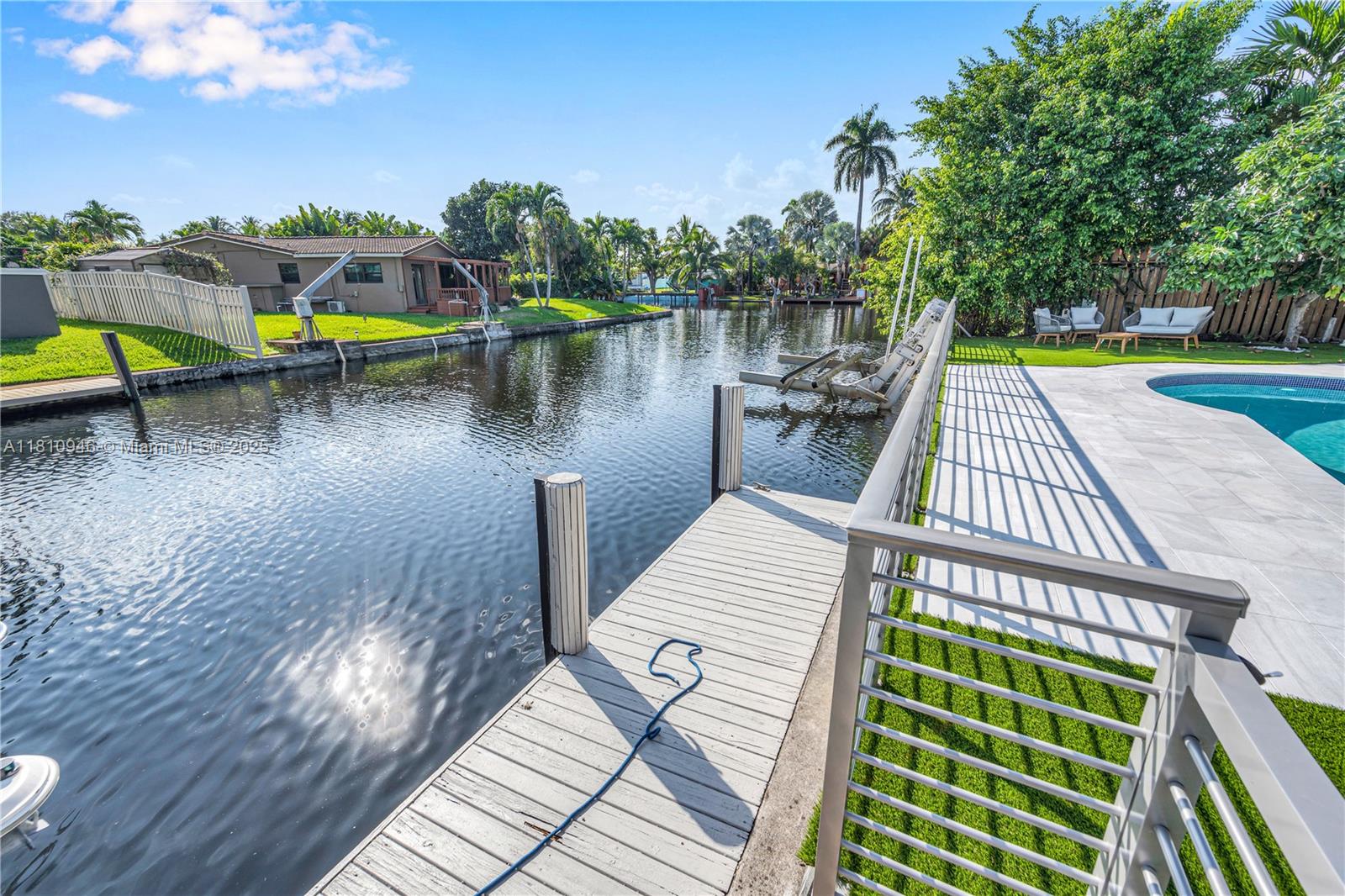 3472 SW 44th St, Dania Beach, Florida image 3