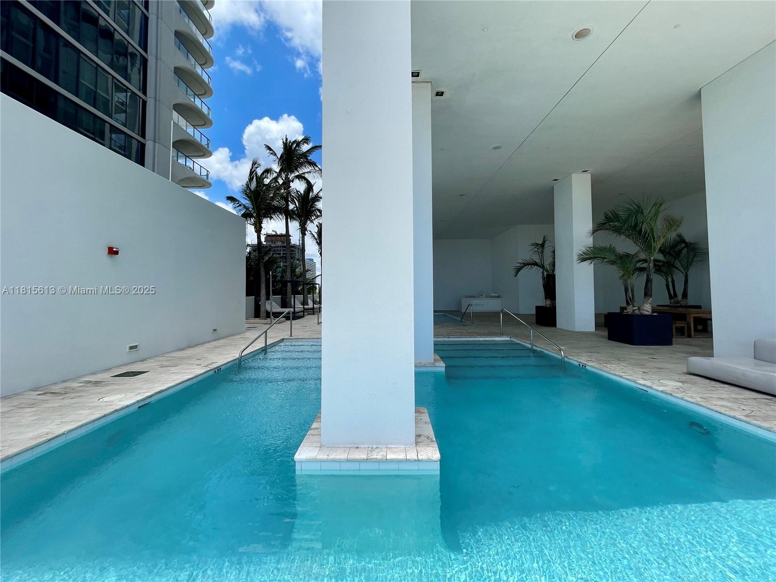 1040 Biscayne Blvd #1105, Miami FL 33132