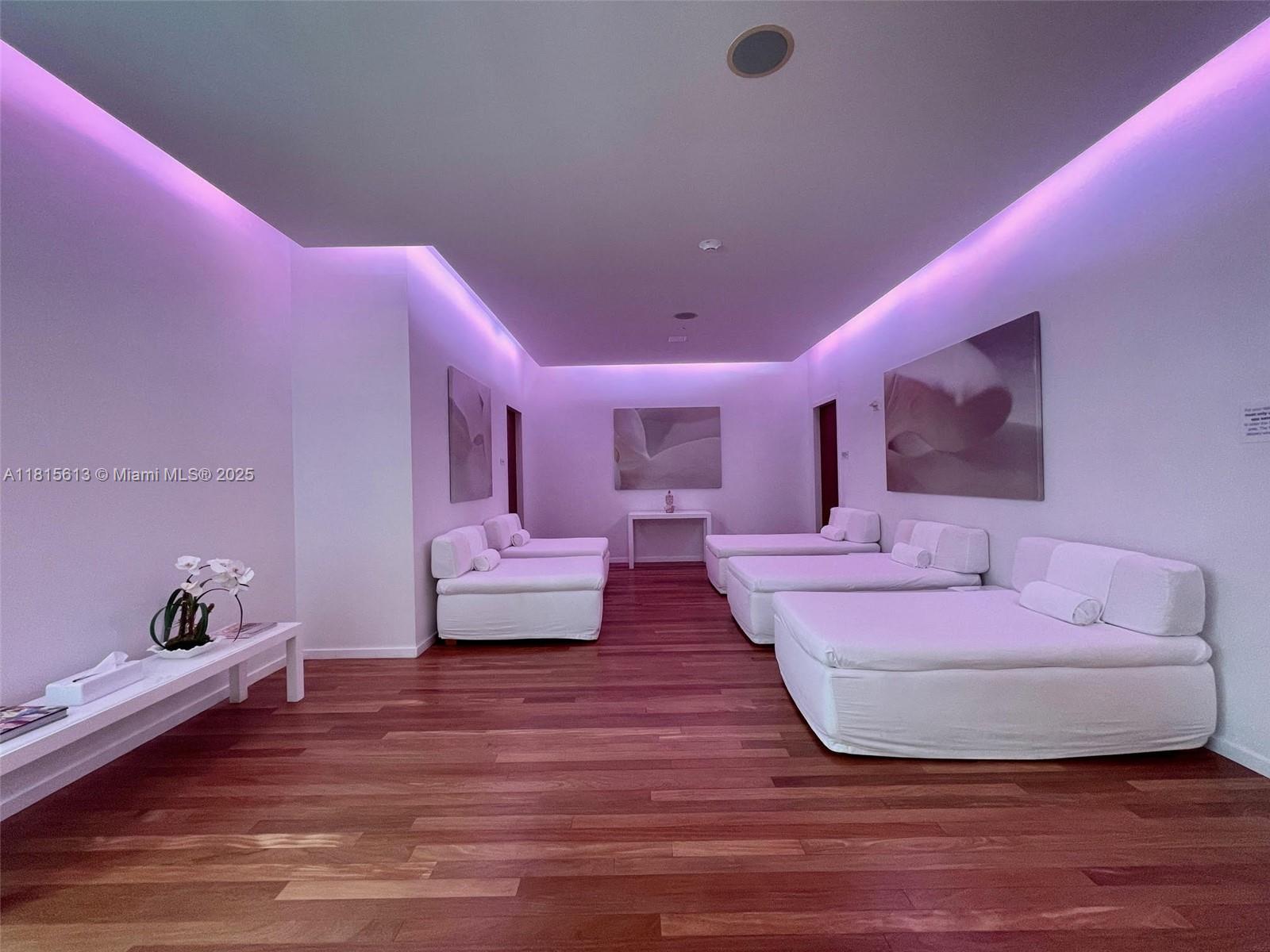 1040 Biscayne Blvd #1105, Miami FL 33132