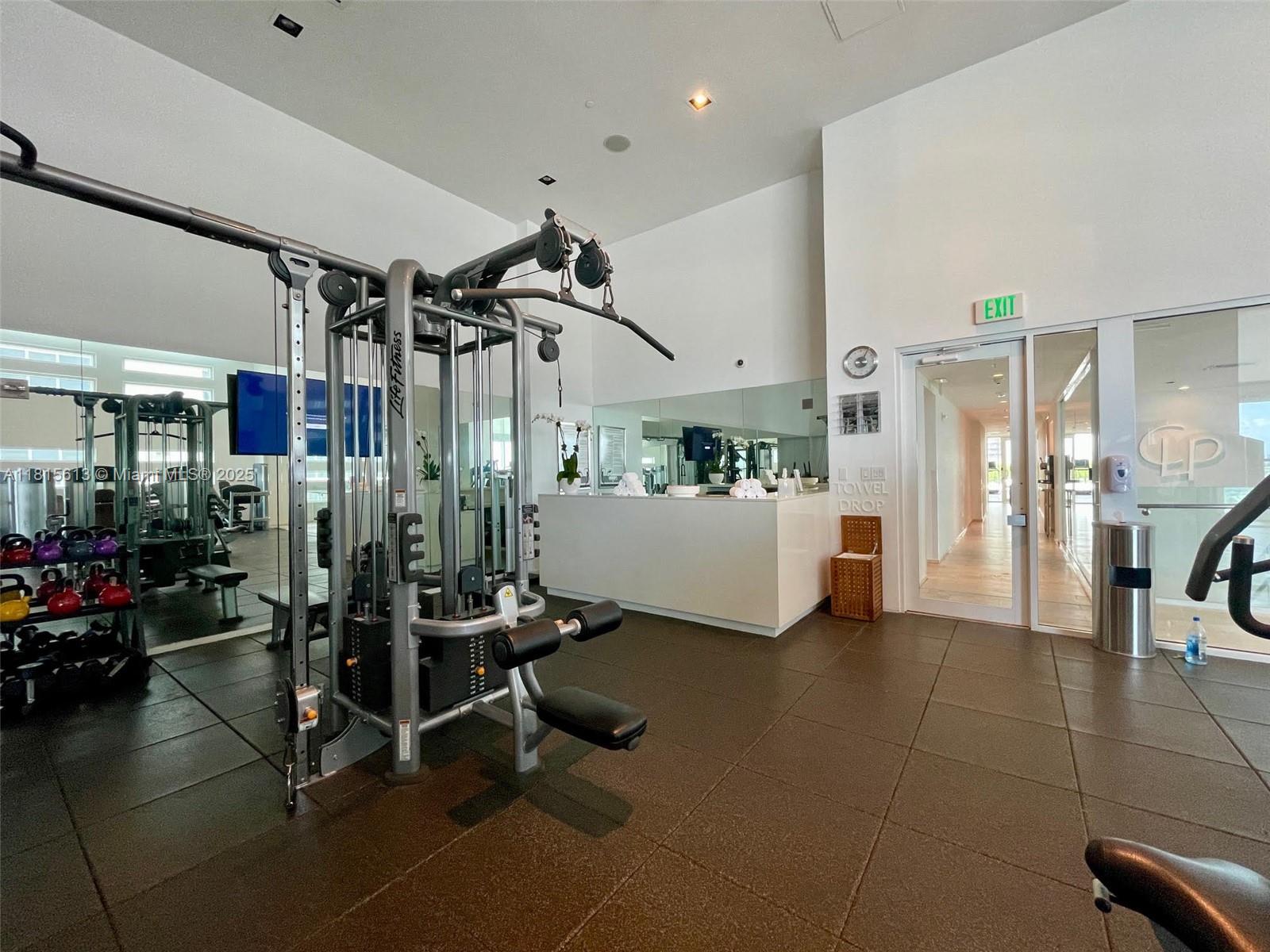 1040 Biscayne Blvd #1105, Miami FL 33132
