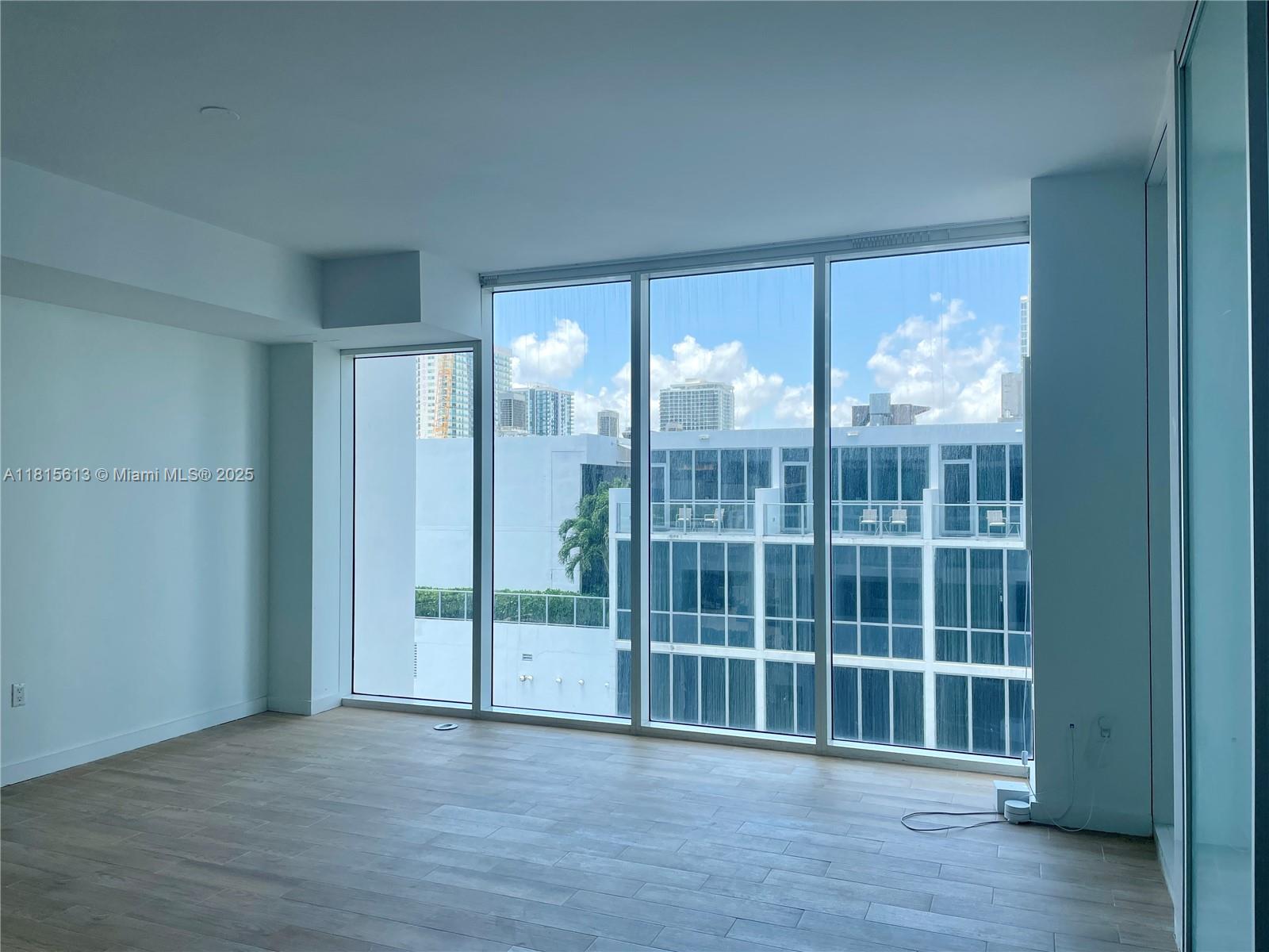 1040 Biscayne Blvd #1105, Miami FL 33132