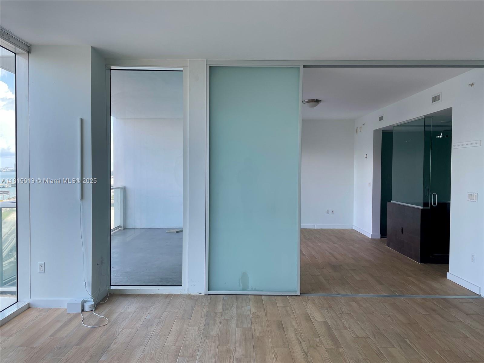 1040 Biscayne Blvd #1105, Miami FL 33132