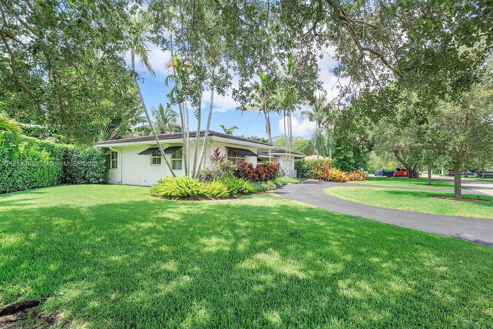 700 Vilabella Ave, Coral Gables, Florida image 4